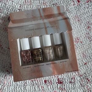 Essie Core Exclusive Mini Nail Polish Gift Set